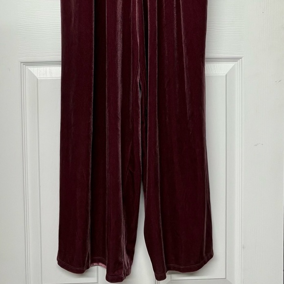 Old Navy Velvet Velour Cap Flutter-sleeve Jumpsuit Cranberry Color Sz XL - Picture 4 of 5